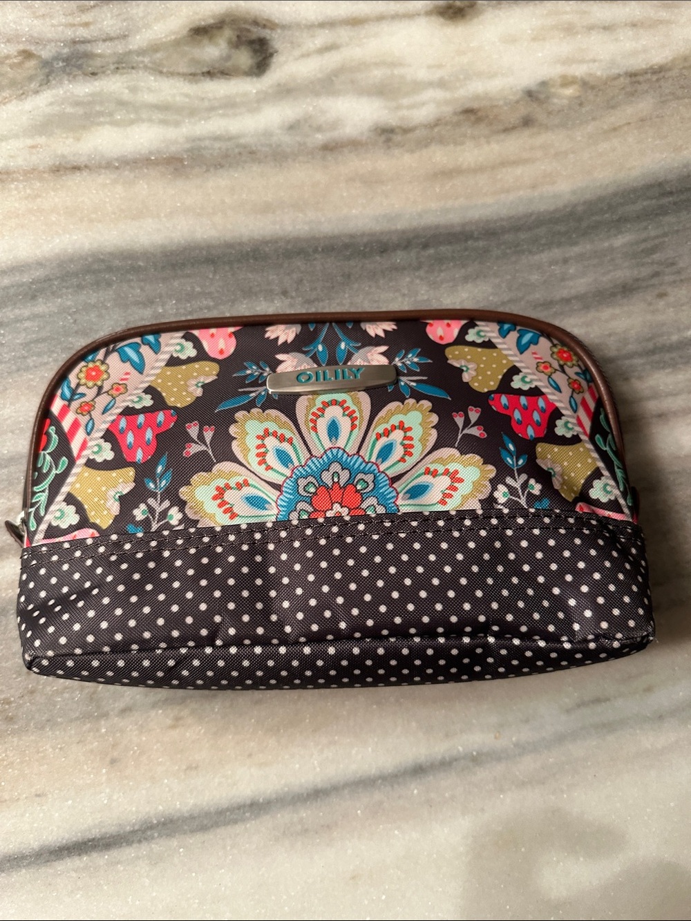 OILILY COSMETIC BAG
